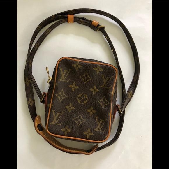 vintage louis vuitton mini danube monogram canvas shoulder pochette bag